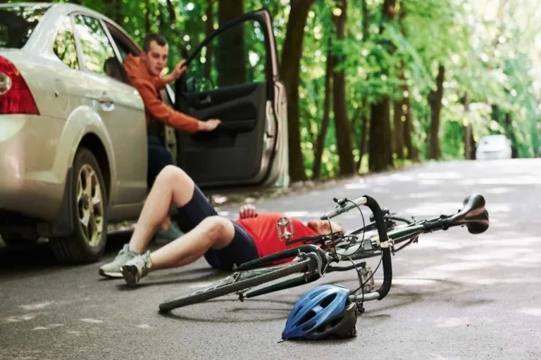 How Attorneys Handle Serious Bicycle Accident Injuries